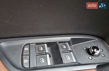 Внедорожник / Кроссовер Audi Q5 2021 в 