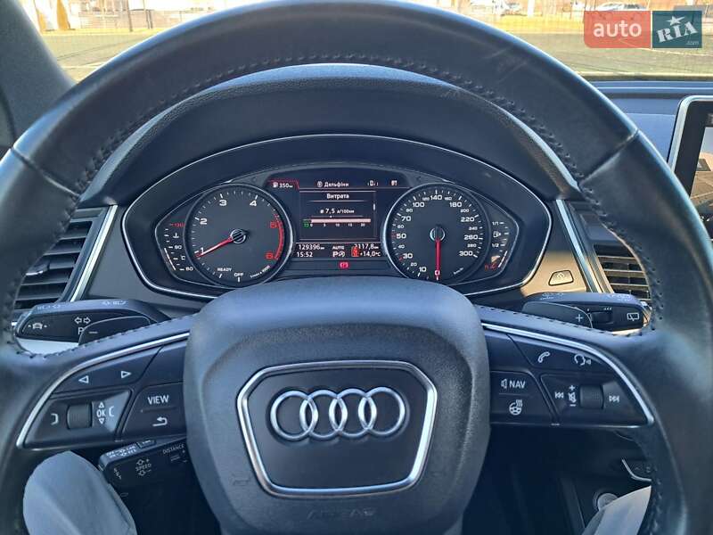 Внедорожник / Кроссовер Audi Q5 2019 в Ужгороде