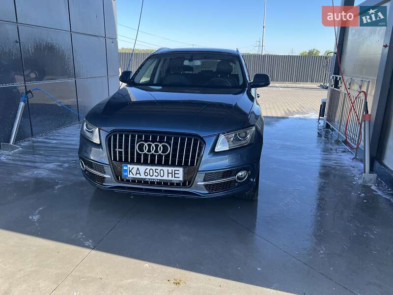 Внедорожник / Кроссовер Audi Q5 2015 в Киеве