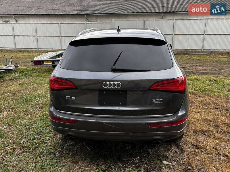 Внедорожник / Кроссовер Audi Q5 2015 в Стрые