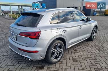 Позашляховик / Кросовер Audi Q5 2020 в Харкові