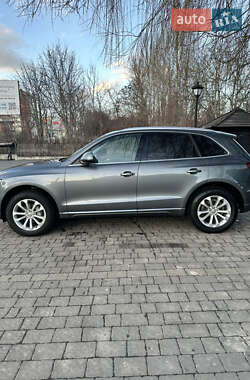 Внедорожник / Кроссовер Audi Q5 2013 в 