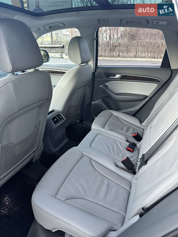 Позашляховик / Кросовер Audi Q5 2013 в Івано-Франківську