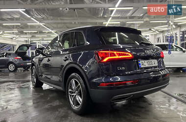 Внедорожник / Кроссовер Audi Q5 2018 в 