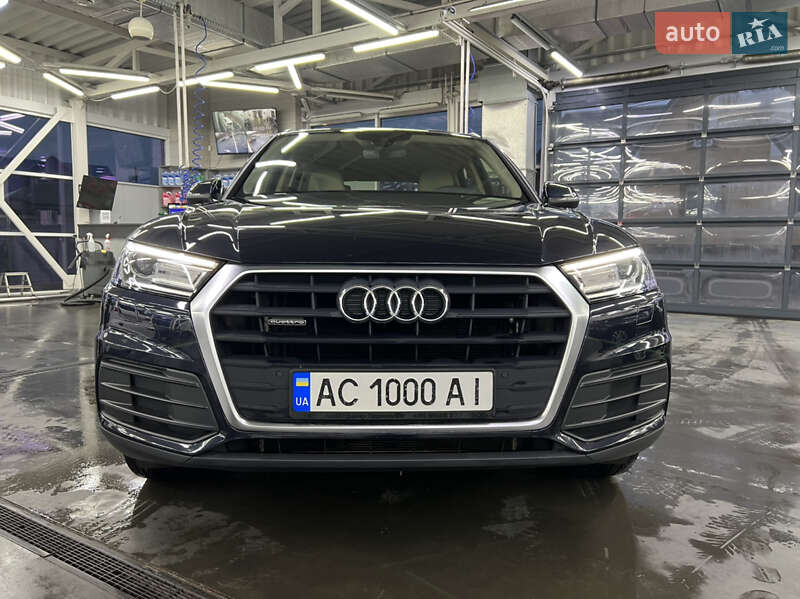 Внедорожник / Кроссовер Audi Q5 2018 в Луцке
