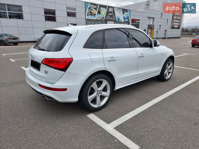 Внедорожник / Кроссовер Audi Q5 2015 в Киеве