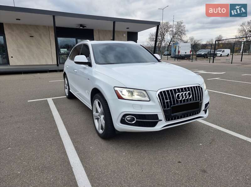 Внедорожник / Кроссовер Audi Q5 2015 в Киеве