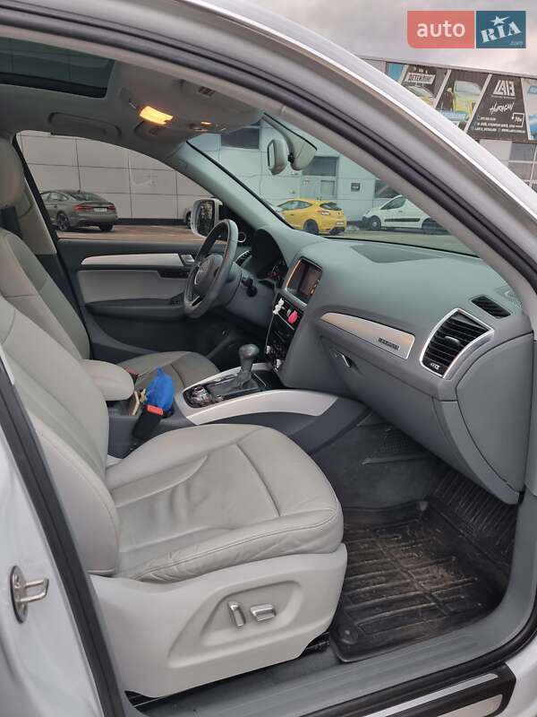 Внедорожник / Кроссовер Audi Q5 2015 в Киеве