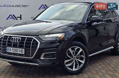 Позашляховик / Кросовер Audi Q5 2021 в 