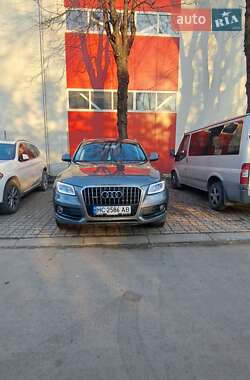 Внедорожник / Кроссовер Audi Q5 2015 в 