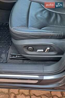 Внедорожник / Кроссовер Audi Q5 2015 в 