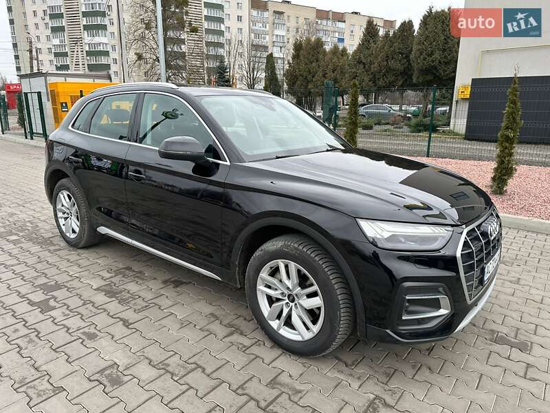 Внедорожник / Кроссовер Audi Q5 2021 в Луцке