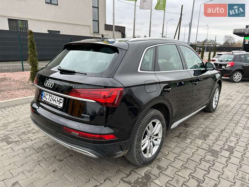 Внедорожник / Кроссовер Audi Q5 2021 в Луцке