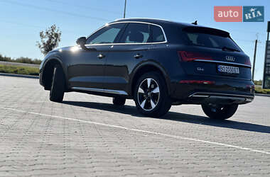 Внедорожник / Кроссовер Audi Q5 2022 в Бучаче