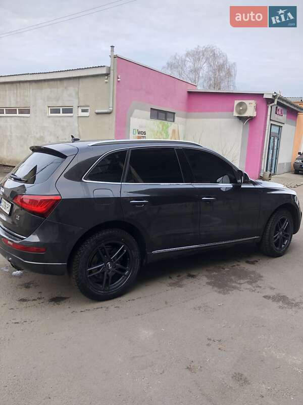 Внедорожник / Кроссовер Audi Q5 2014 в Шептицькому