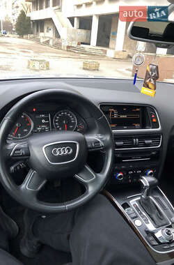 Внедорожник / Кроссовер Audi Q5 2015 в 
