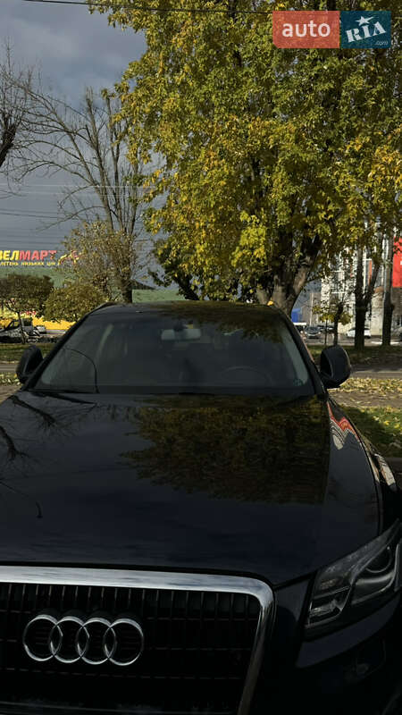 Позашляховик / Кросовер Audi Q5 2010 в Ужгороді