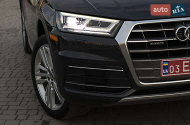 Внедорожник / Кроссовер Audi Q5 2018 в 