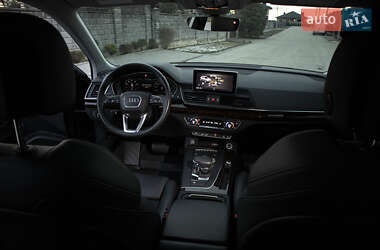 Внедорожник / Кроссовер Audi Q5 2018 в 