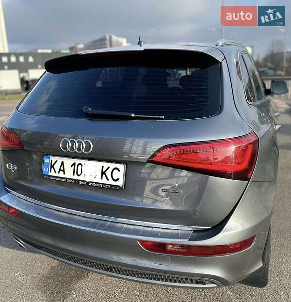 Внедорожник / Кроссовер Audi Q5 2015 в Киеве