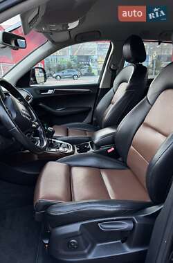 Внедорожник / Кроссовер Audi Q5 2012 в 