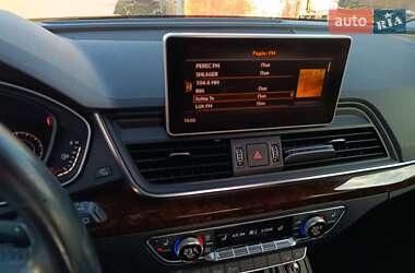 Позашляховик / Кросовер Audi Q5 2018 в 