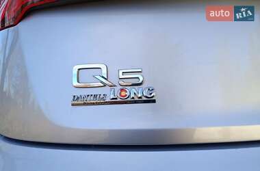 Позашляховик / Кросовер Audi Q5 2018 в 