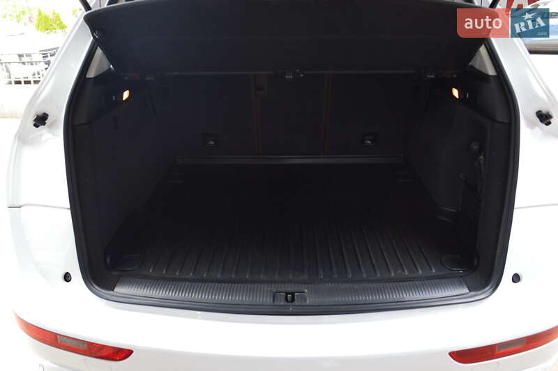 Позашляховик / Кросовер Audi Q5 2015 в Львові фото 34 Позашляховик / Кросовер Audi Q5 2015 в Львові