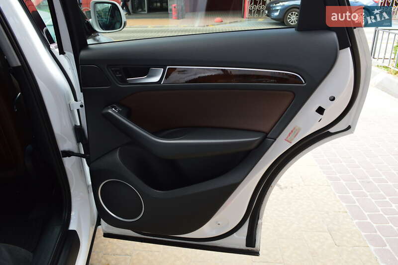 Позашляховик / Кросовер Audi Q5 2015 в Львові фото 38 Позашляховик / Кросовер Audi Q5 2015 в Львові