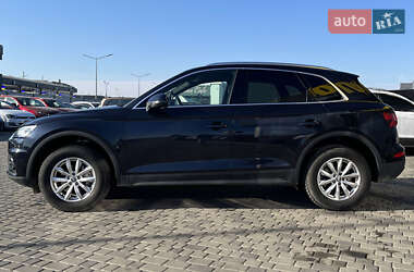 Внедорожник / Кроссовер Audi Q5 2019 в 