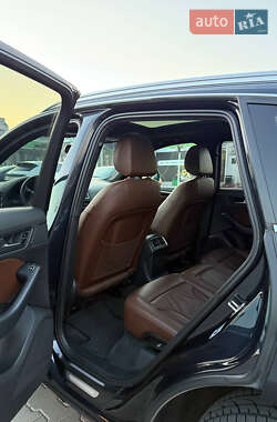 Внедорожник / Кроссовер Audi Q5 2015 в 