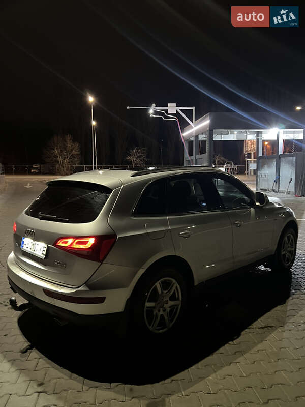Позашляховик / Кросовер Audi Q5 2009 в Томашполі