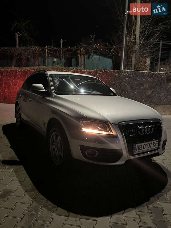 Позашляховик / Кросовер Audi Q5 2009 в Томашполі