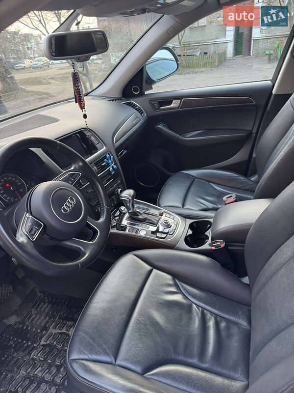 Внедорожник / Кроссовер Audi Q5 2014 в Сосновке фото 6 Внедорожник / Кроссовер Audi Q5 2014 в Сосновке