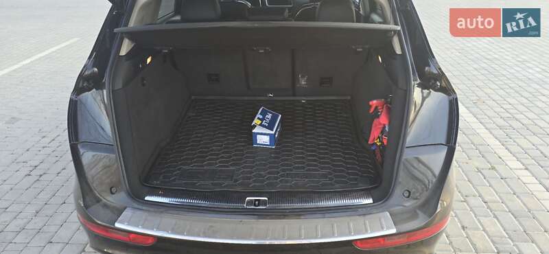 Внедорожник / Кроссовер Audi Q5 2011 в Одессе