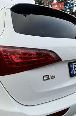 Внедорожник / Кроссовер Audi Q5 2011 в 