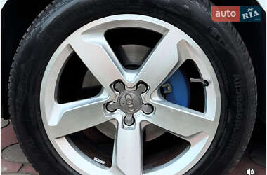 Внедорожник / Кроссовер Audi Q5 2011 в 