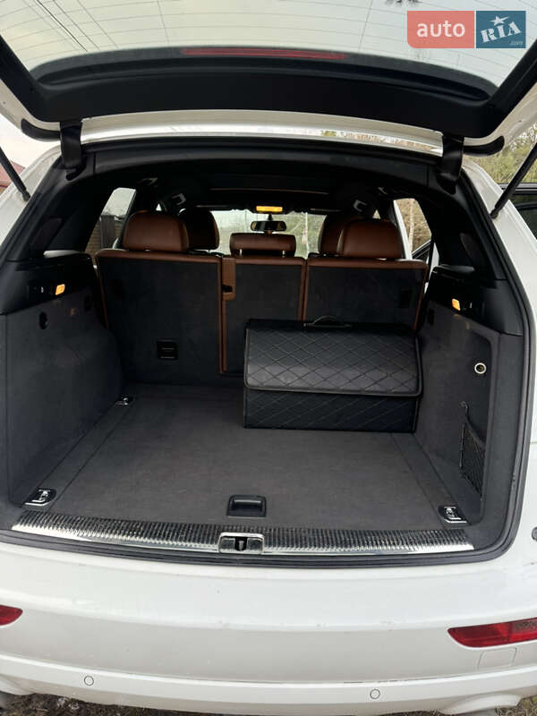 Внедорожник / Кроссовер Audi Q5 2011 в Вараше