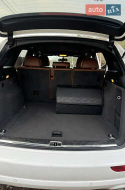 Внедорожник / Кроссовер Audi Q5 2011 в 