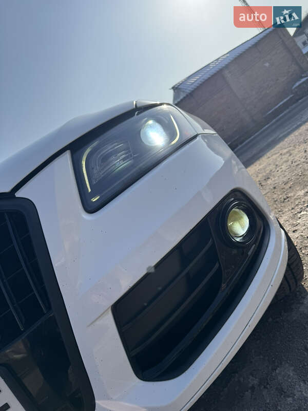 Внедорожник / Кроссовер Audi Q5 2014 в Александрие