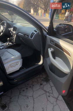 Внедорожник / Кроссовер Audi Q5 2011 в 