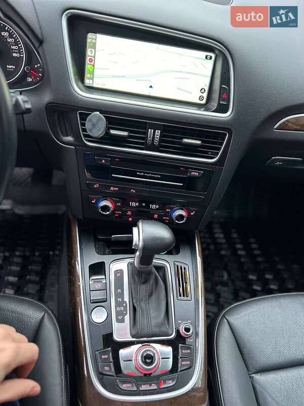 Внедорожник / Кроссовер Audi Q5 2015 в Киеве