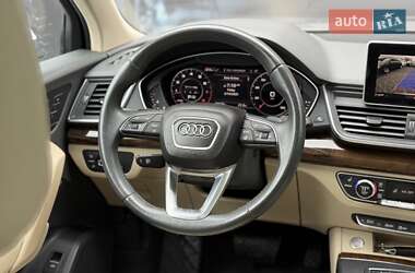 Позашляховик / Кросовер Audi Q5 2018 в Львові