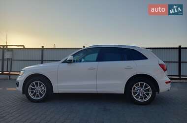 Позашляховик / Кросовер Audi Q5 2011 в Луцьку