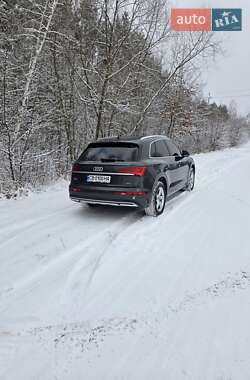 Внедорожник / Кроссовер Audi Q5 2021 в Прилуках