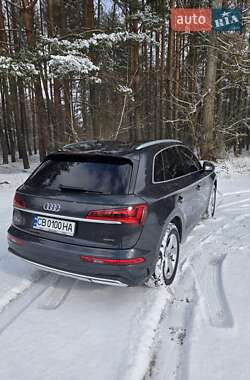 Внедорожник / Кроссовер Audi Q5 2021 в Прилуках