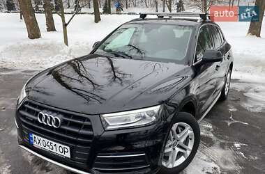 Позашляховик / Кросовер Audi Q5 2019 в Києві