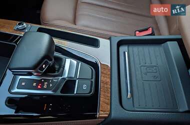 Внедорожник / Кроссовер Audi Q5 2021 в 