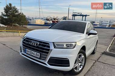 Позашляховик / Кросовер Audi Q5 2018 в Одесі