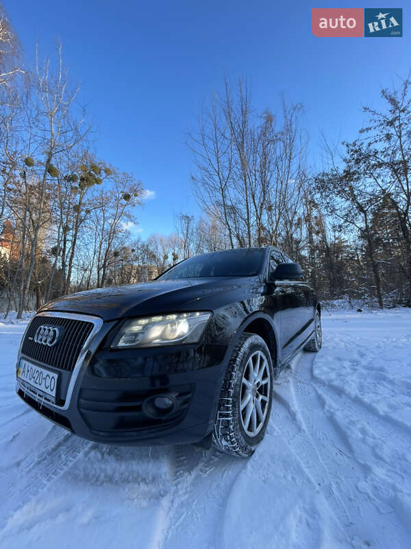 Внедорожник / Кроссовер Audi Q5 2011 в 